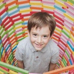 Briques De Construction Hello Box Rainbow Mix 100 Bioblo® - Blocs De Construction -Bois Jouets Magasin briques de construction hello box rainbow mix 100 bioblo blocs de construction 9