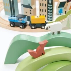 Circuit De Train Géant En Bois Vue Sur La Montagne Tender Leaf Toys® - Jouets En Bois 38 Circuit De Train Géant En Bois Vue Sur La Montagne Tender Leaf Toys® - Jouets En Bois -Bois Jouets Magasin circuit de train geant en bois vue sur la montagne tender leaf toys jouets en bois 16