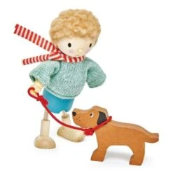 Figurine Maison De Poupées Mr Goodwood Et Son Chien Tender Leaf Toys® - Jouets En Bois -Bois Jouets Magasin figurine maison de poupees mr goodwood et son chien tender leaf toys jouets en bois 1