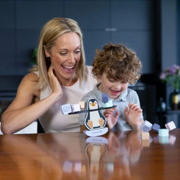 Jeu D'équilibre En Bois Pingouin Gourmand EverEarth® - Jouets Bois 5 Jeu D'équilibre En Bois Pingouin Gourmand EverEarth® - Jouets Bois – Image 3