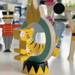 Jeu En Bois D’équilibresFigurines Du Cirque Tender Leaf Toys® - Jouets En Bois -Bois Jouets Magasin jeu en bois dequilibres figurines du cirque tender leaf toys jouets en bois 3