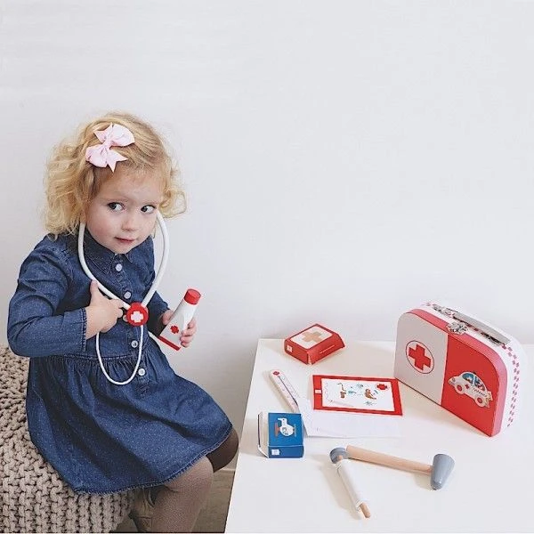Jouet En Bois D'imitation 'Valisette Du Docteur' Scratch® - Jouet En Bois 6 Jouet En Bois D'imitation 'Valisette Du Docteur' Scratch® - Jouet En Bois – Image 4