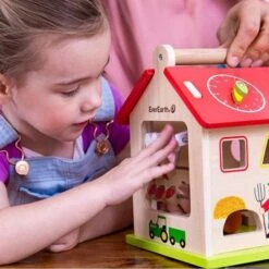 Jouet En Bois Ferme D'Activités Boîte à Formes Trieur De Formes EverEarth® - Jouets D'éveil -Bois Jouets Magasin jouet en bois ferme d activites boite a formes trieur de formes everearth jouets d eveil 4