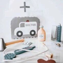 Jouet En Bois Malette Du Docteur GriseJabadabado® - Jeux Bois Enfants -Bois Jouets Magasin jouet en bois malette du docteur grise jabadabado jeux bois enfants 5