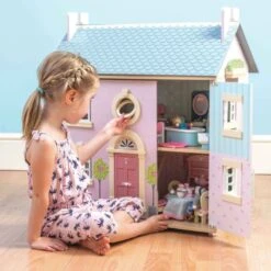 Jouets En Bois Maison De Poupées Non Meublée Bay Tree - Jouets Le Toy Van® 14 Jouets En Bois Maison De Poupées Non Meublée Bay Tree - Jouets Le Toy Van® -Bois Jouets Magasin jouets en bois maison de poupees non meublee bay tree jouets le toy van 4