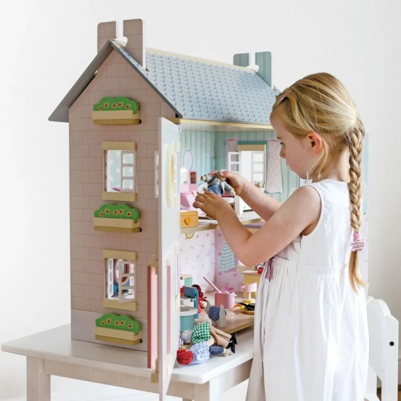 Jouets En Bois Maison De Poupées Non Meublée Bay Tree - Jouets Le Toy Van® 8 Jouets En Bois Maison De Poupées Non Meublée Bay Tree - Jouets Le Toy Van® – Image 6