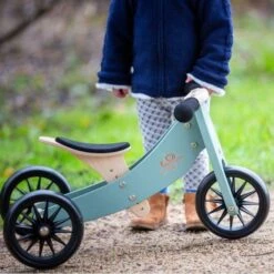 Tricycle évolutif Draisienne En Bois 2 En 1 Tiny Tot 10" Vert Kinderfeets® - Draisienne évolutive -Bois Jouets Magasin tricycle evolutif draisienne en bois 2 en 1 tiny tot 10 vert kinderfeets draisienne evolutive 3